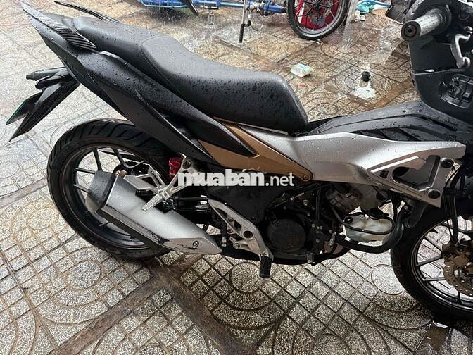 winer x Abs k bửng như hình