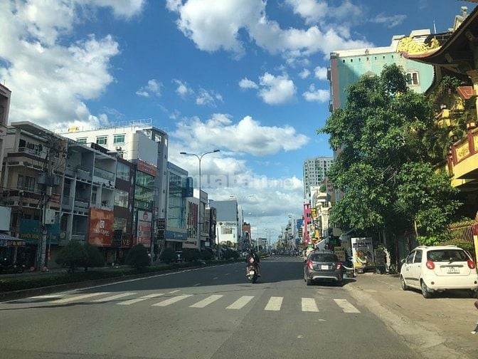 Bán Nhà MT Xô Viết Nghệ Tỉnh,  Bình Thạnh. 4,3mx 37m nở hậu 8,3m= 177m