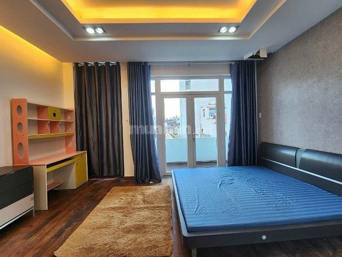 Cho Thuê CHDV Ban Công Số 23 Hát Giang, p2, Tân Bình