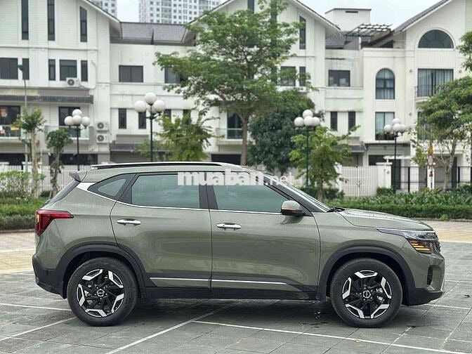 Kia Seltos Premium 1.5 AT sản xuất 2024 form mới
