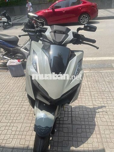 Xe Honda VARIO160 cuối 2024 màu xi măng mới 99.9%