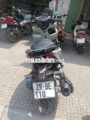 Xe Honda VARIO160 cuối 2024 màu xi măng mới 99.9%