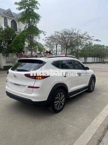 Hyundai Tucson 2.0L dầu đặc biệt sản xuất 2021