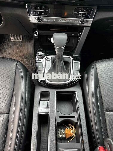 Kia Seltos Premium 1.5 AT sản xuất 2024 form mới