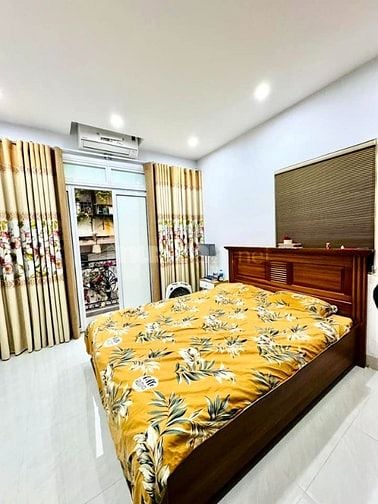CỰC KỲ HIẾM - NHÀ ĐẸP DÂN XÂY - PHỐ CÁT LINH – 20M2 x 4 TẦNG – 5,5 TỶ