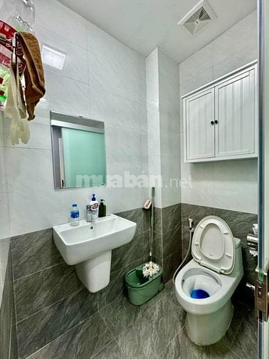 CỰC KỲ HIẾM - NHÀ ĐẸP DÂN XÂY - PHỐ CÁT LINH – 20M2 x 4 TẦNG – 5,5 TỶ