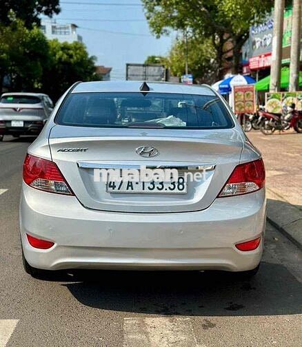 Hyundai Accent 2014 1.4 MT - 100000 km