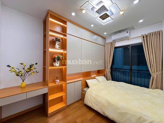 Nhà Đẹp Gần Đường Ô TÔ Hoàng Mai 25m, 5 tầng, mt 3m, giá 5.8 tỷ.