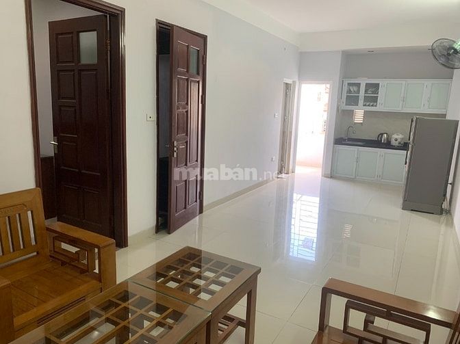 Cho thuê căn hộ chung đầy đủ đồ đạc có thang máy phố Hà Kế Tấn 