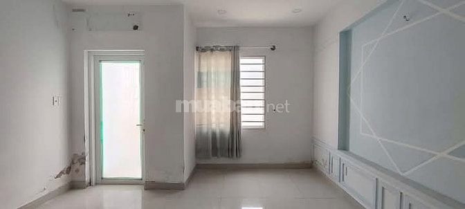 Nhà 4,5 x 16 đúc 1 trệt 3 lầu hẻm 8m phan huy ích p12 gò vấp 