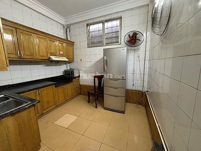 Cho thuê NR 3, 3WC, DTSD hơn 110m2 ngách 475/20 168 Nguyễn Xiển