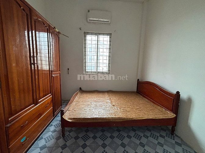 Cho thuê NR 3, 3WC, DTSD hơn 110m2 ngách 475/20 168 Nguyễn Xiển