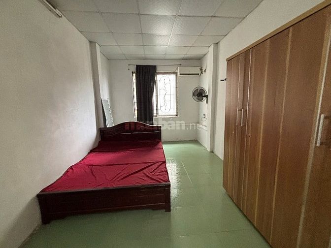 Cho thuê NR 3, 3WC, DTSD hơn 110m2 ngách 475/20 168 Nguyễn Xiển
