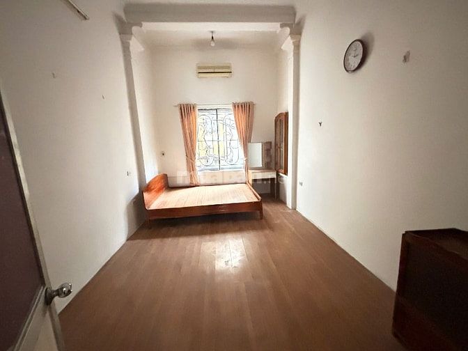 Cho thuê NR 3, 3WC, DTSD hơn 110m2 ngách 475/20 168 Nguyễn Xiển