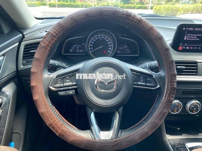 Mazda 3 2019 1.5L Premium - 85000 km