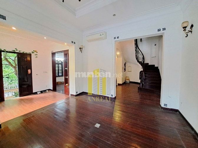 VILLA SÂN RỘNG - HỒ BƠI ĐƯỜNG TRẦN NÃO GIÁ 50 TRIỆU