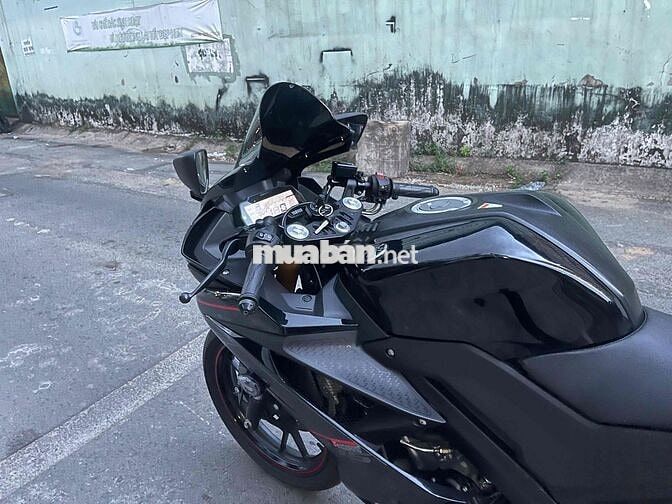 R15v3 2018 bssg lướt odo 8k chính chủ