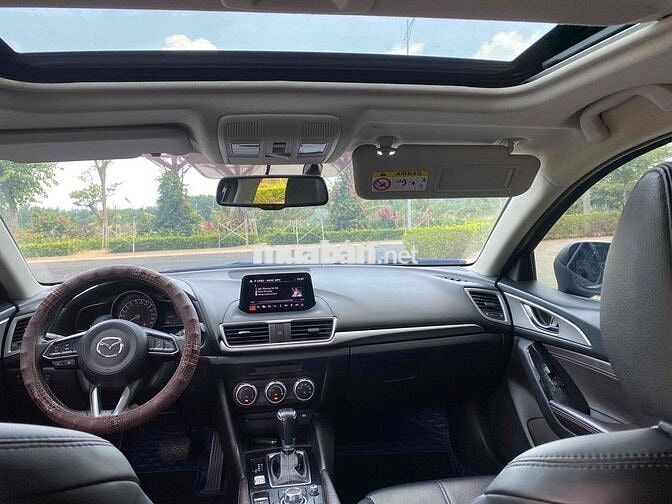 Mazda 3 2019 1.5L Premium - 85000 km