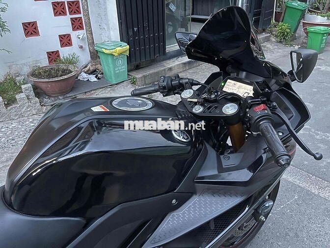 R15v3 2018 bssg lướt odo 8k chính chủ