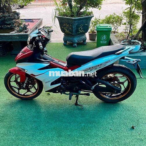 cần bán ex2016 zin 1 chủ