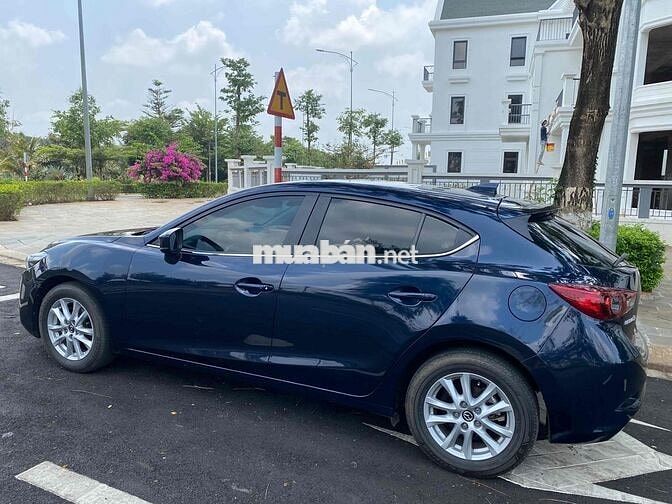 Mazda 3 2019 1.5L Premium - 85000 km