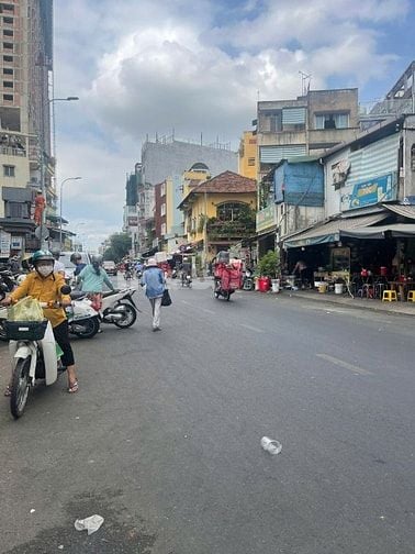 Mặt tiền 4x18 Ngay Đề Thám Q1, 4.2x18, 6 tầng thang máy, chỉ 36 tỷ TL