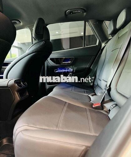 Mercedes Benz GLC200 4Matic - CHỈ 797TR LĂN BÁNH