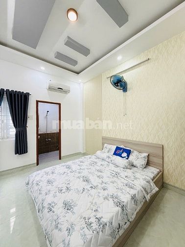 BÁN NHÀ MẶT TIỀN GẦN PHAN HUY ÍCH ~ 70M², 5 TẦNG, NHỈNH 6 TỶ
