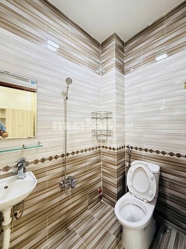 BÁN NHÀ MẶT TIỀN GẦN PHAN HUY ÍCH ~ 70M², 5 TẦNG, NHỈNH 6 TỶ