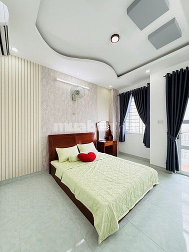 BÁN NHÀ MẶT TIỀN GẦN PHAN HUY ÍCH ~ 70M², 5 TẦNG, NHỈNH 6 TỶ