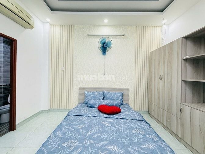 BÁN NHÀ MẶT TIỀN GẦN PHAN HUY ÍCH ~ 70M², 5 TẦNG, NHỈNH 6 TỶ
