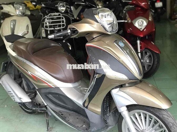 VESPA BEVERLY 2011 125cc - BSTP SANG TÊN VÔ TƯ