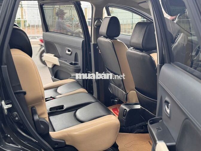 Rush 2020 màu đen chạy 75.000 km giá còn giảm