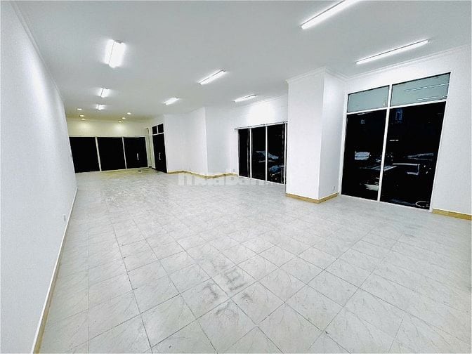 Cho thuê căn hộ tầng trệt, tiện mở văn phòng
