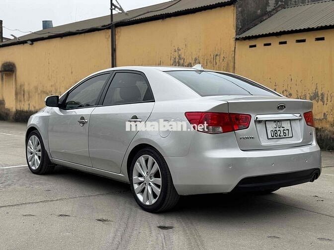 Kia Cerato 2012 1.6 AT - 140000 km