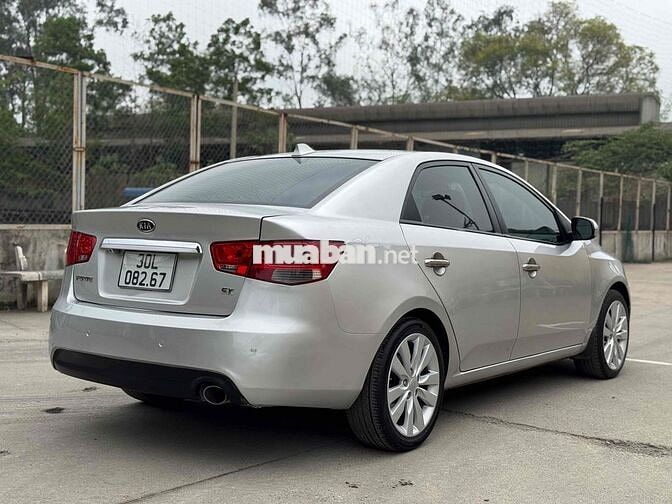 Kia Cerato 2012 1.6 AT - 140000 km
