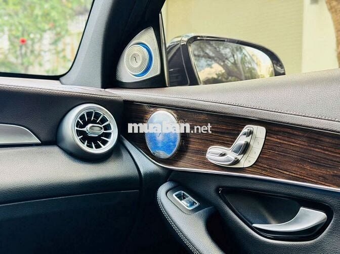 Mercedes Benz GLC200 2018 - 95000 km