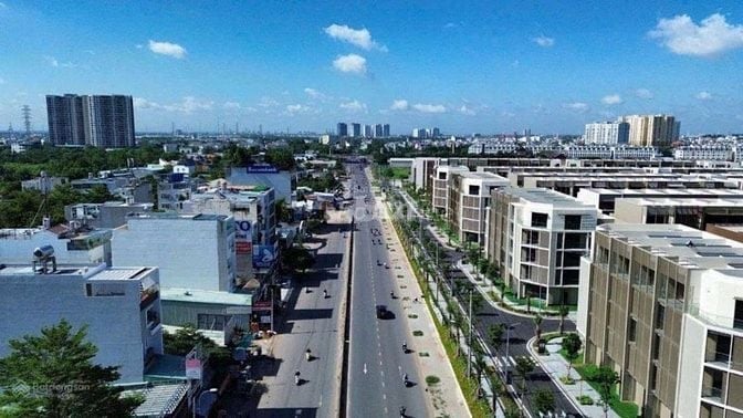 NHÀ LIÊN PHƯỜNG, 3 MẶT TIỀN, 3 TẦNG, SỒ HỒNG 83.3m2, KẾ GLOBAL CITY Q9