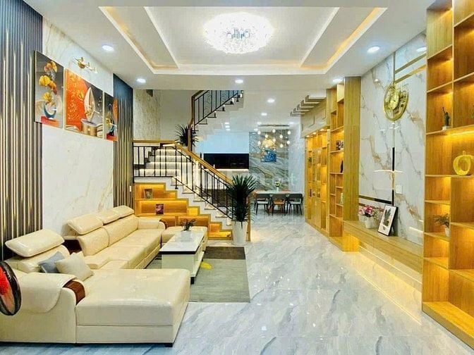 Bán nhà 41m2 giá 3 tỷ 550 triệu đường Yên Thế, phường 2, Tân Bình