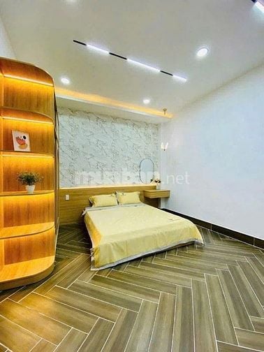 Bán nhà 41m2 giá 3 tỷ 550 triệu đường Yên Thế, phường 2, Tân Bình