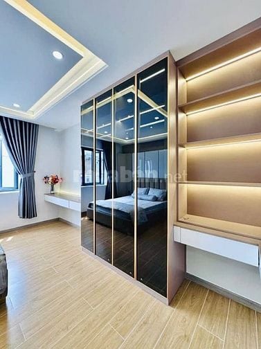Nhà 4 x 18 đúc 1 lững 3 lầu hẻm 4,5m đường số 21 Quang Trung phường 8
