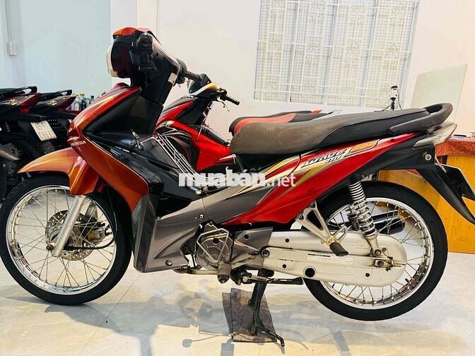 Bán wave 110cc xe có phai màu ở phí trc ko đáng kể