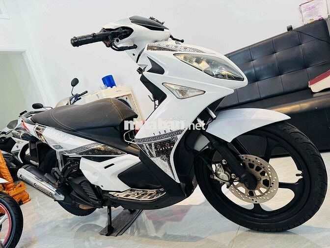 Novo 4 máy zin im xe sạch sẽ đẹp.mua về là sử dụng