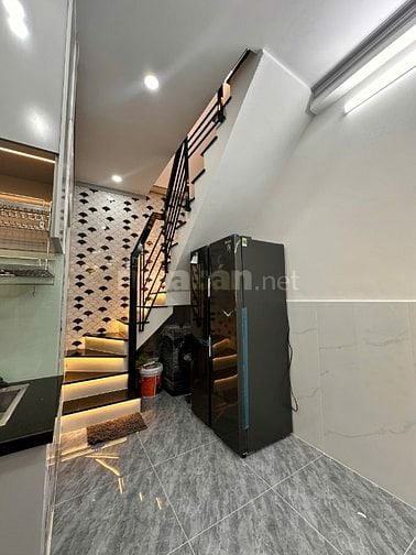 Nhà 3 x 10 đúc 1 trệt 1 lầu hẻm 4m nguyễn văn công p3 gò vấp 