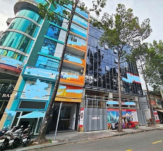 Chính chủ cho thuê Tòa Nhà 1 hầm 6 lầu sân thượng có thang máy, Quận 1