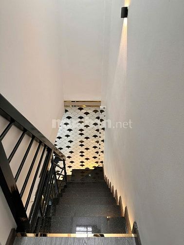 Nhà 3 x 10 đúc 1 trệt 1 lầu hẻm 4m nguyễn văn công p3 gò vấp 