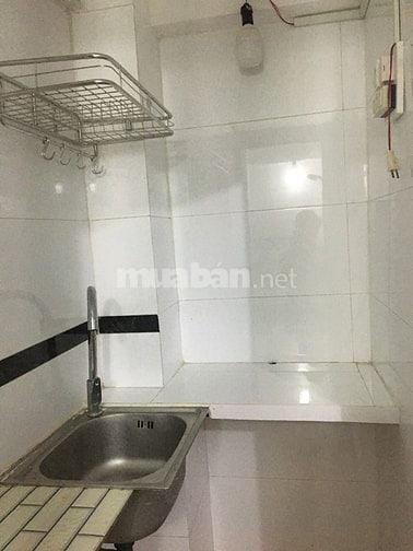 BÁN CĂN HỘ LẦU 3 mặt tiền võ văn kiệt quận 5,tphcm