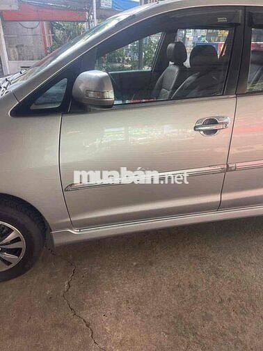 Toyota Innova 2015 - 134000 km