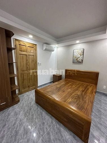 Giá siêu tốt, bán nhà ở đường Nguyễn Trãi, phường 11, quận 5, giá 2 tỷ