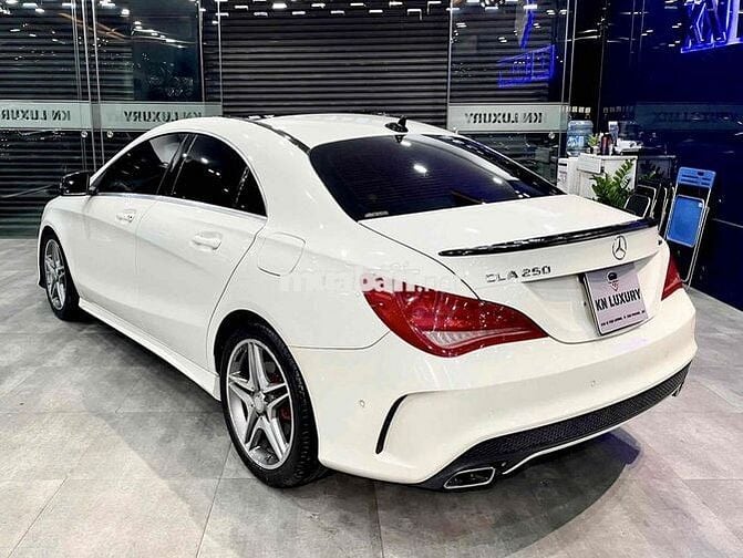 Mercedes Benz CLA250 4Matic Model 2015 - 46.000 km